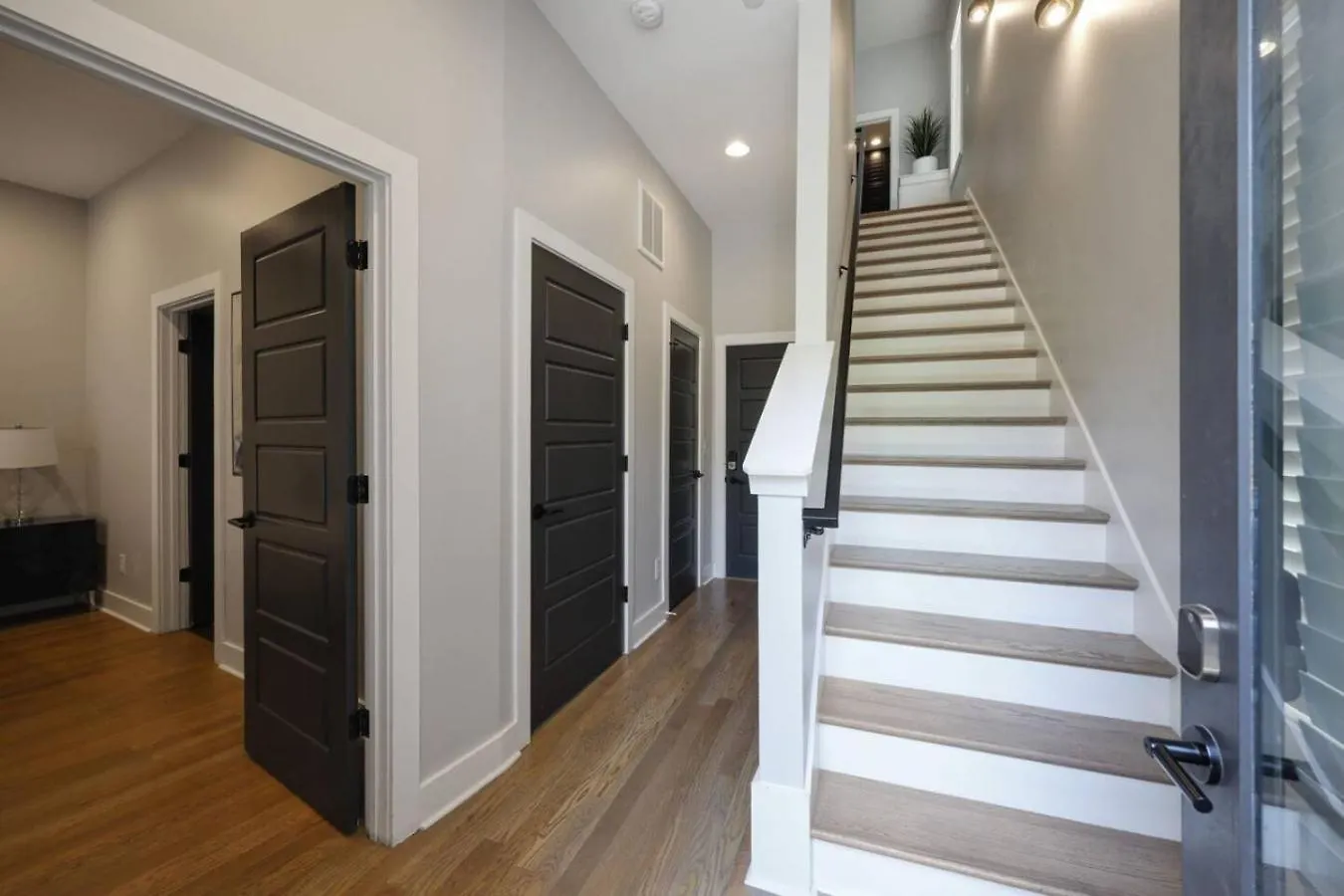 Two Townhomes- Rooftop Lounges- Hot Tub- Game Room Nashville 0*,  United States
