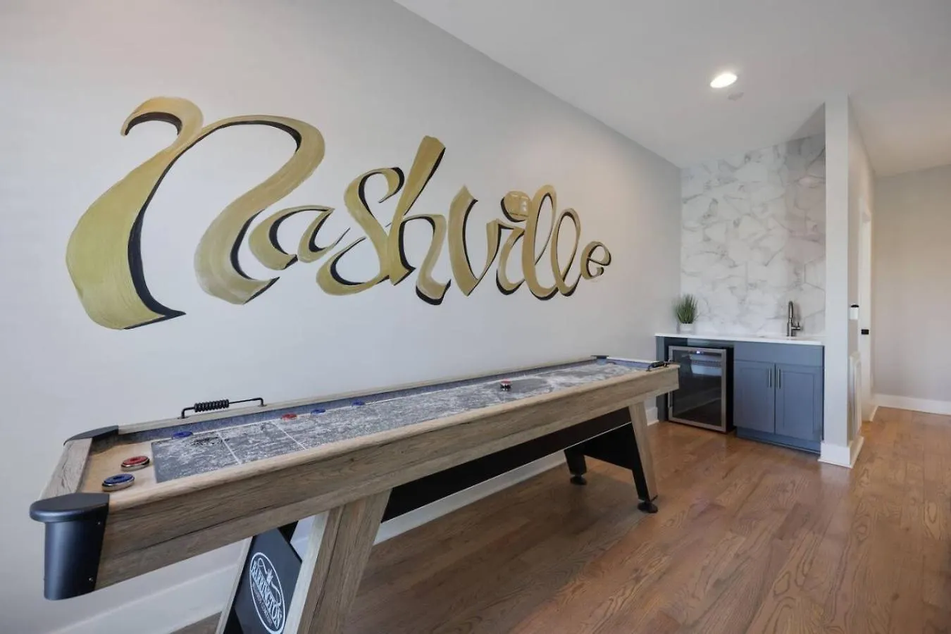 Two Townhomes- Rooftop Lounges- Hot Tub- Game Room Nashville 0*,  United States